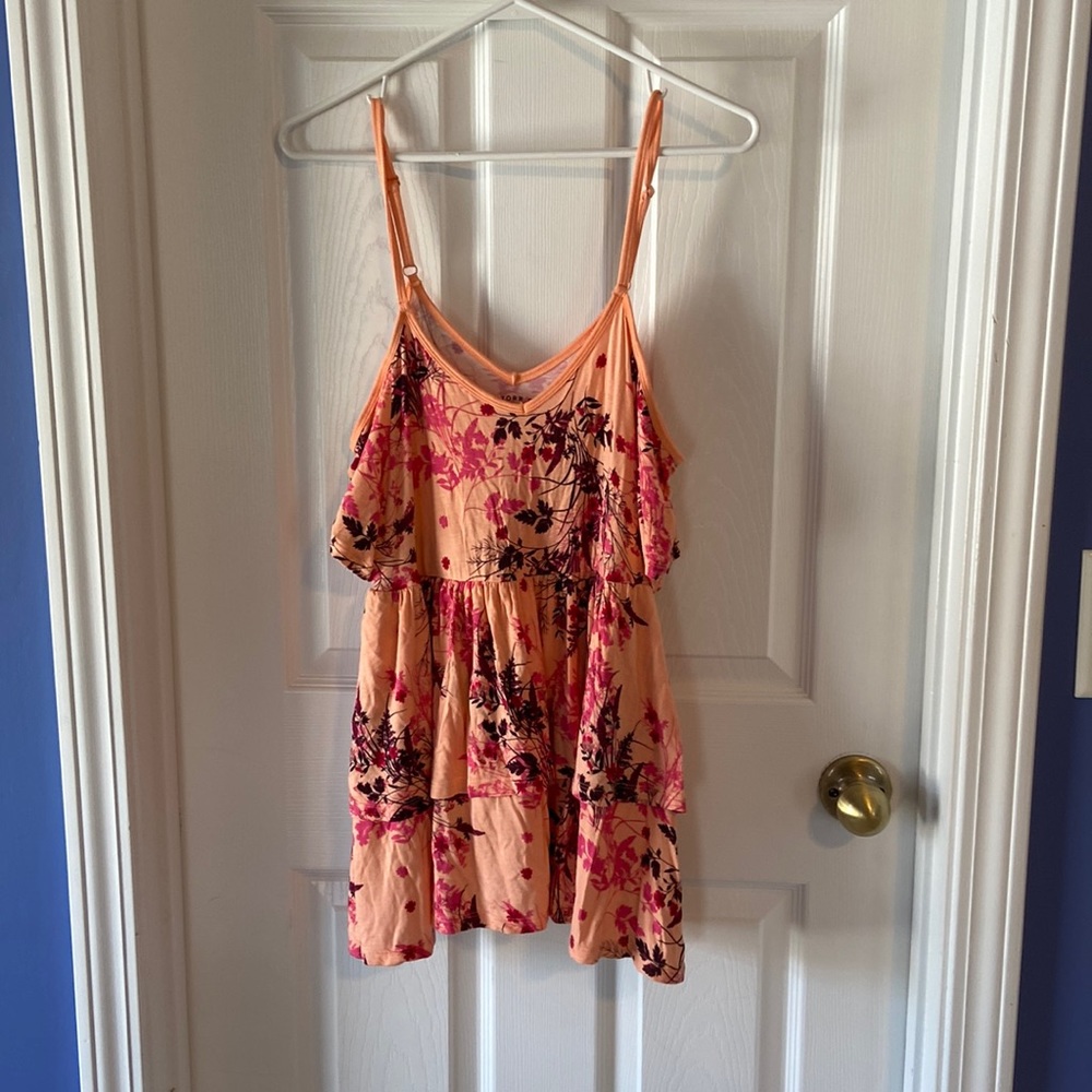 Torrid cold shoulder shirt, Size 00 (XL)